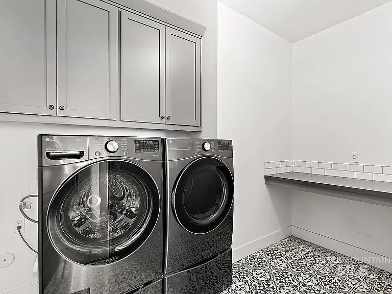 11843 W Castile Dr — Photo 16