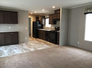 1857 Bloomfield Dr, Monroe, MI 48161