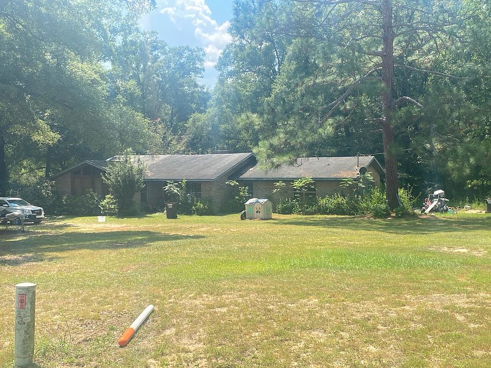 2nd image of 935 Hickman Ave E