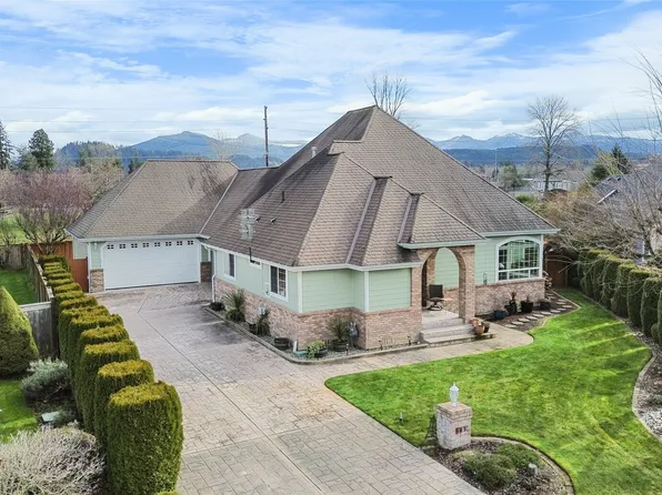 545 Mountain Circle Drive, Buckley, WA 98321