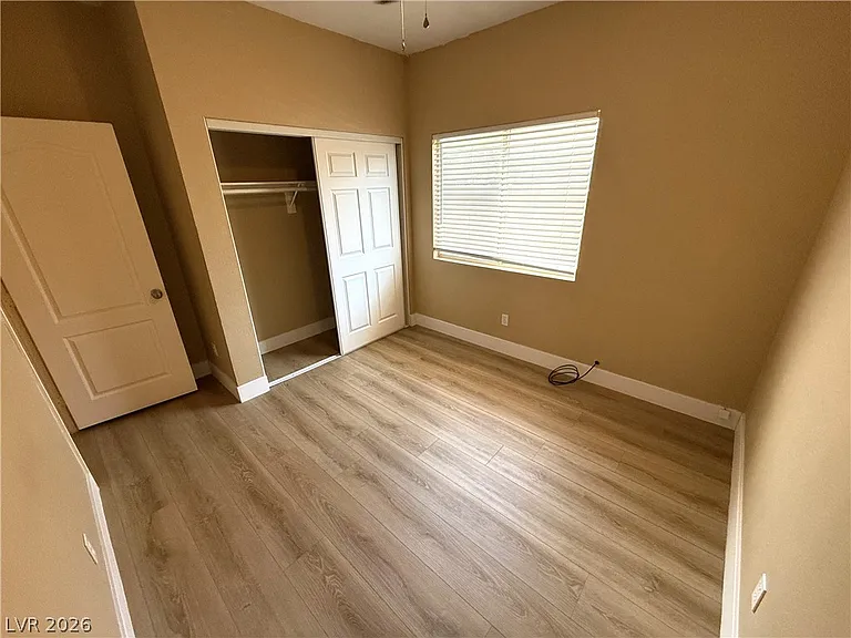 136 Serenade Ct — Photo 15