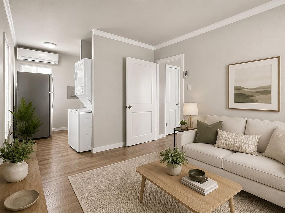 1st image of 204 E 30th St #101