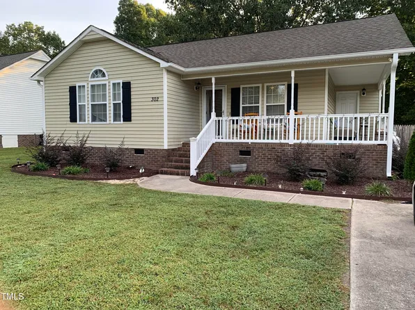 302 Southland Dr, Zebulon, NC 27597