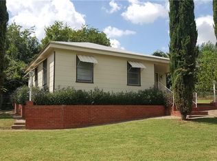 1701 Montrose Dr, River Oaks, TX 76114