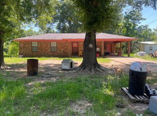 35 Violet Ln, Natchez, MS 39120