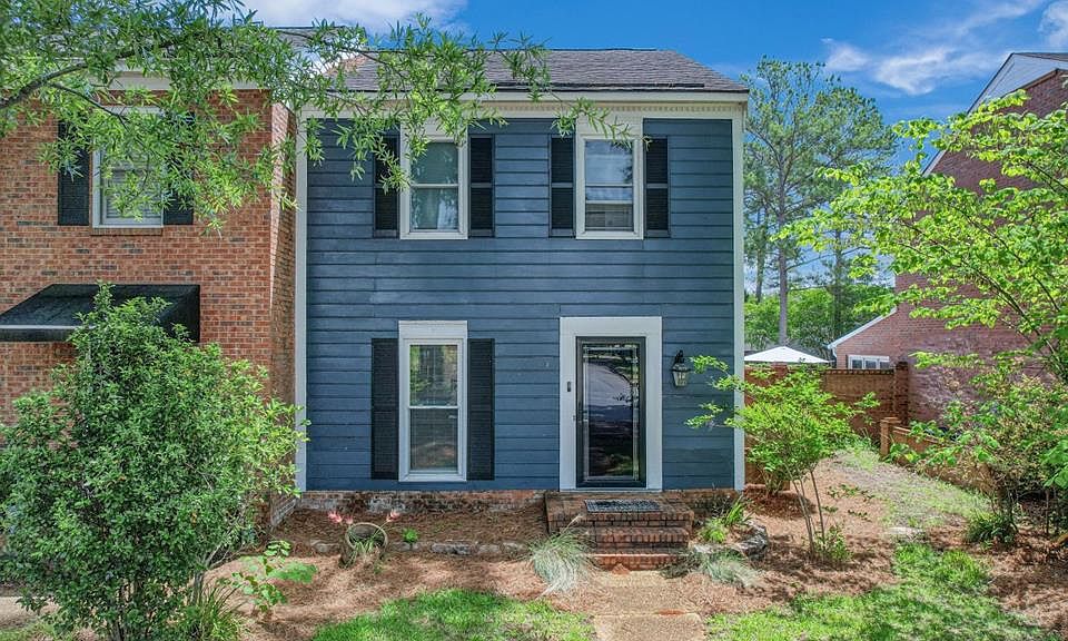 1st image of 2524 Elton St