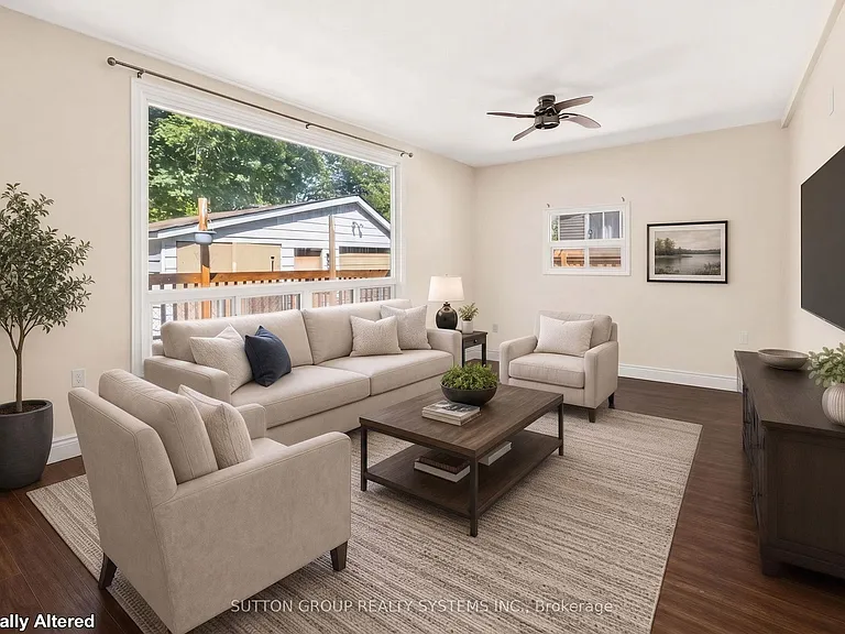 2082 Lilac Dr — Photo 17