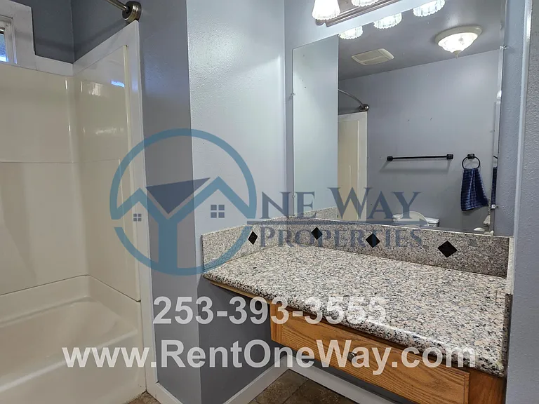 25502 Mountain Hwy E — Photo 11