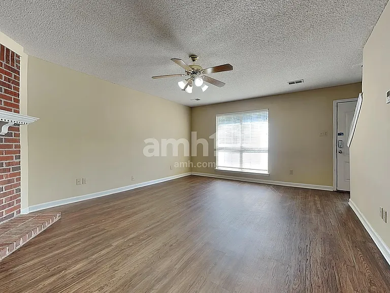 5802 Eagleston Dr — Photo 8