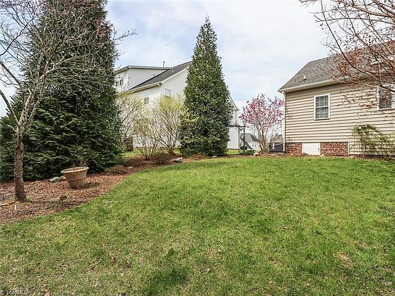 4th image of 1521 Guinness Dr