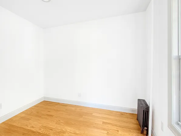 405 East 2nd Street image 8 of 16