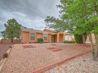 502 Apache Loop SW, Rio Rancho, NM 87124
