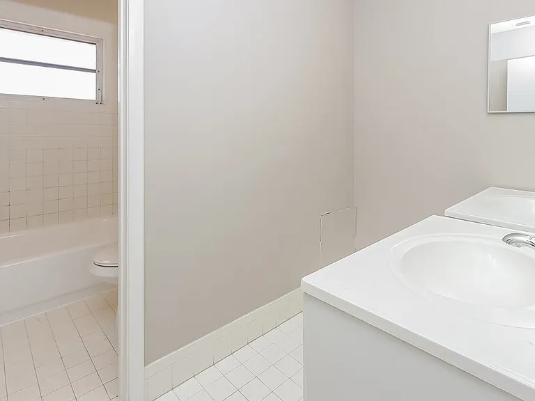 10045 Country Brook Rd — Photo 15