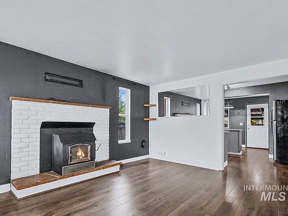2nd image of 6514 W Post St