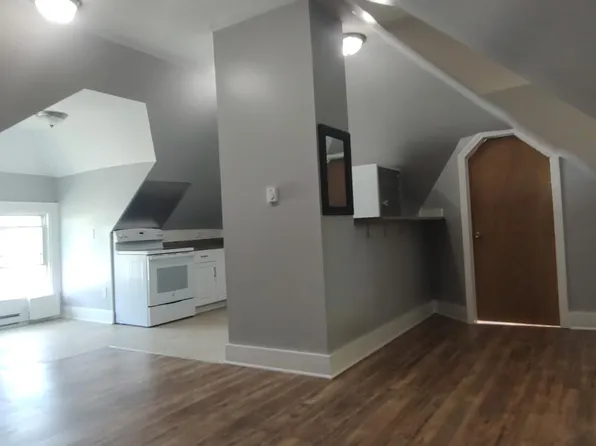 24 Halifax St #3, Waterville, ME 04901