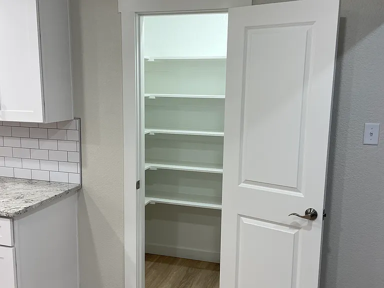 8021 Miles Dr — Photo 14