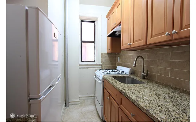 Rented by Douglas Elliman | media 2