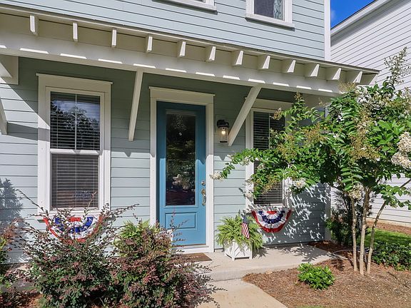 3rd image of 4617 Holmes Ave