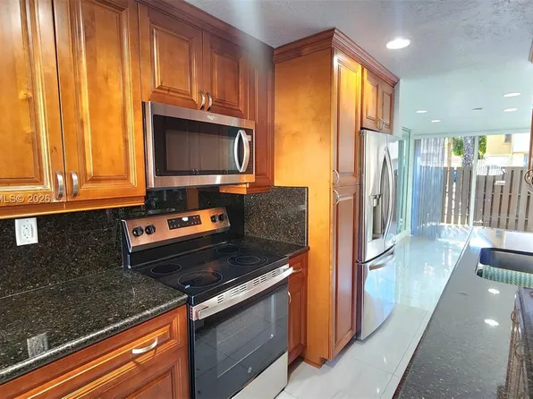 841 NW 81st Ave #8, Fort Lauderdale, FL 33324