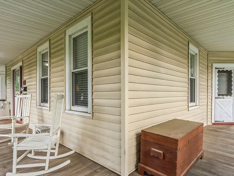 117 Station Ave #B — Photo 2