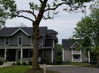 5680 Broadway St, Lancaster, NY 14086
