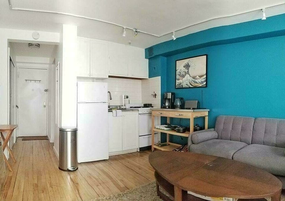 1st image of 212 E 18th St #4C