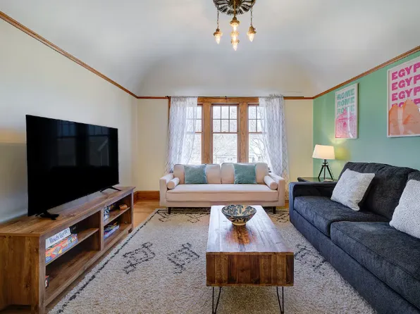 127 W Lloyd St #127, Milwaukee, WI 53212