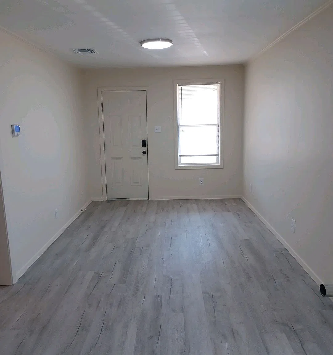 1403 Lincoln Avenue - 1 — Photo 1