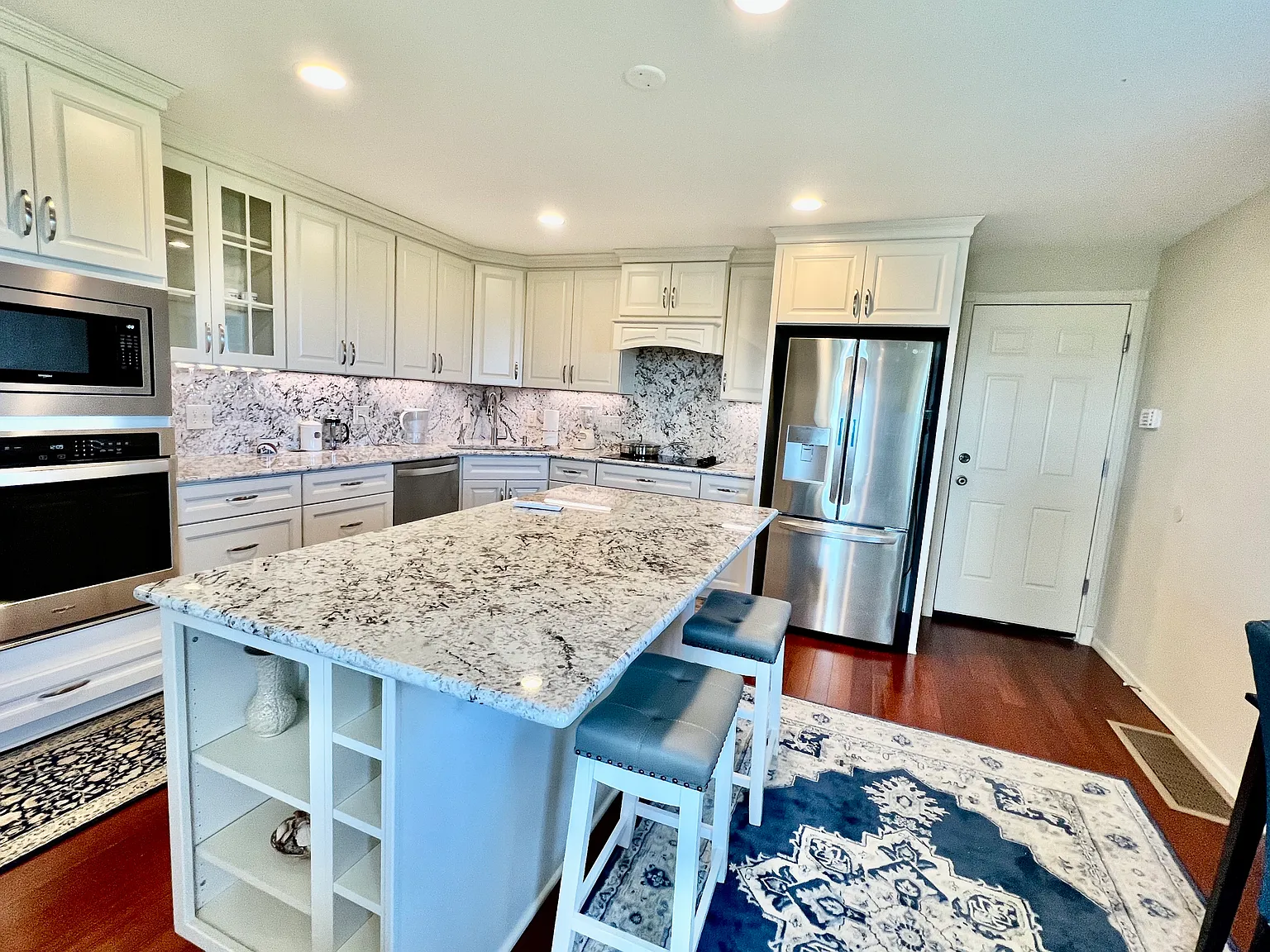 7148 SW Laview Dr — Photo 4