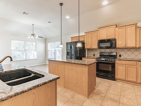 4th image of 107 S Gadwall Ln