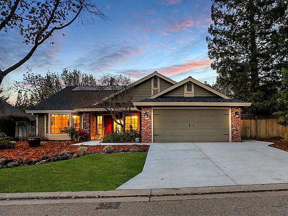 2nd image of 4410 Brisbane Cir