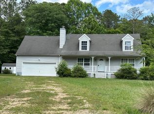 9261 Marlfield Rd, Gloucester, VA 23061