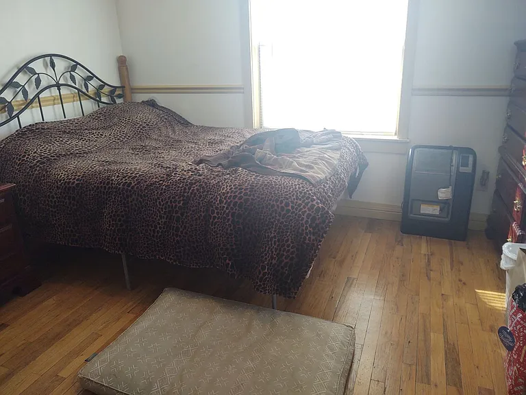 Briggs Street Triplex — Photo 6