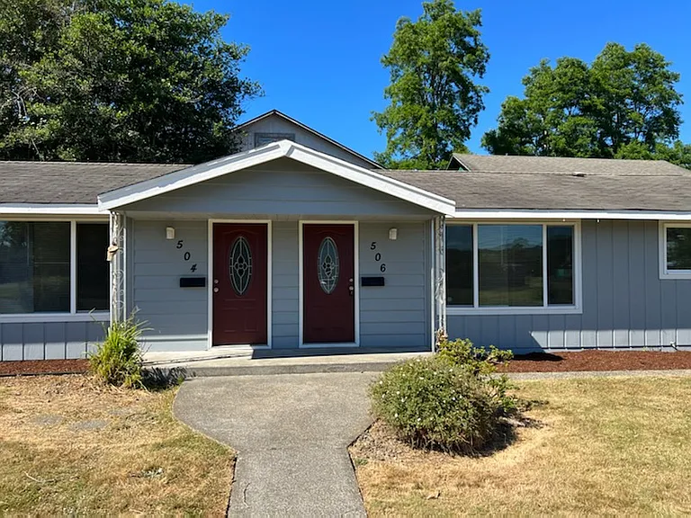 506 E Elma Ave — Photo 2
