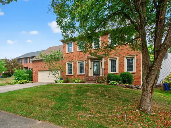4512 Copper Knoll Cir, Lexington, KY 40514