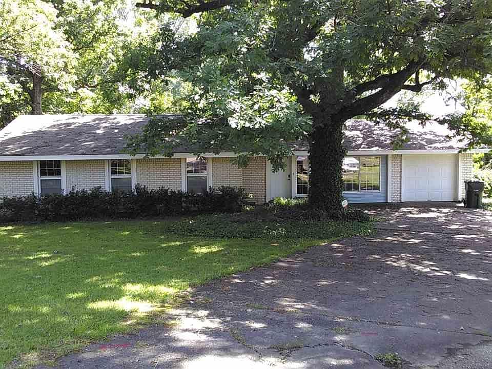 1st image of 118 King Arthur Ct