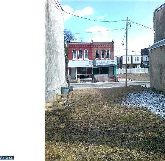 2nd image of 748 N De Kalb St
