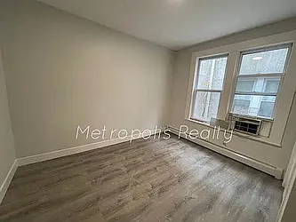 Rented by Metropolis International Realty Inc.