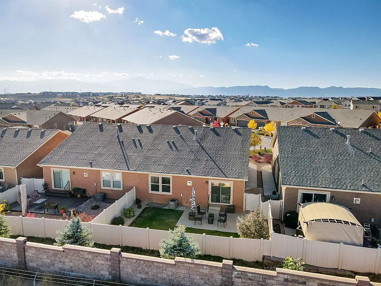 8197 Mockorange Hts — Photo 5