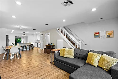 1602 Montauk Dr Photo 1