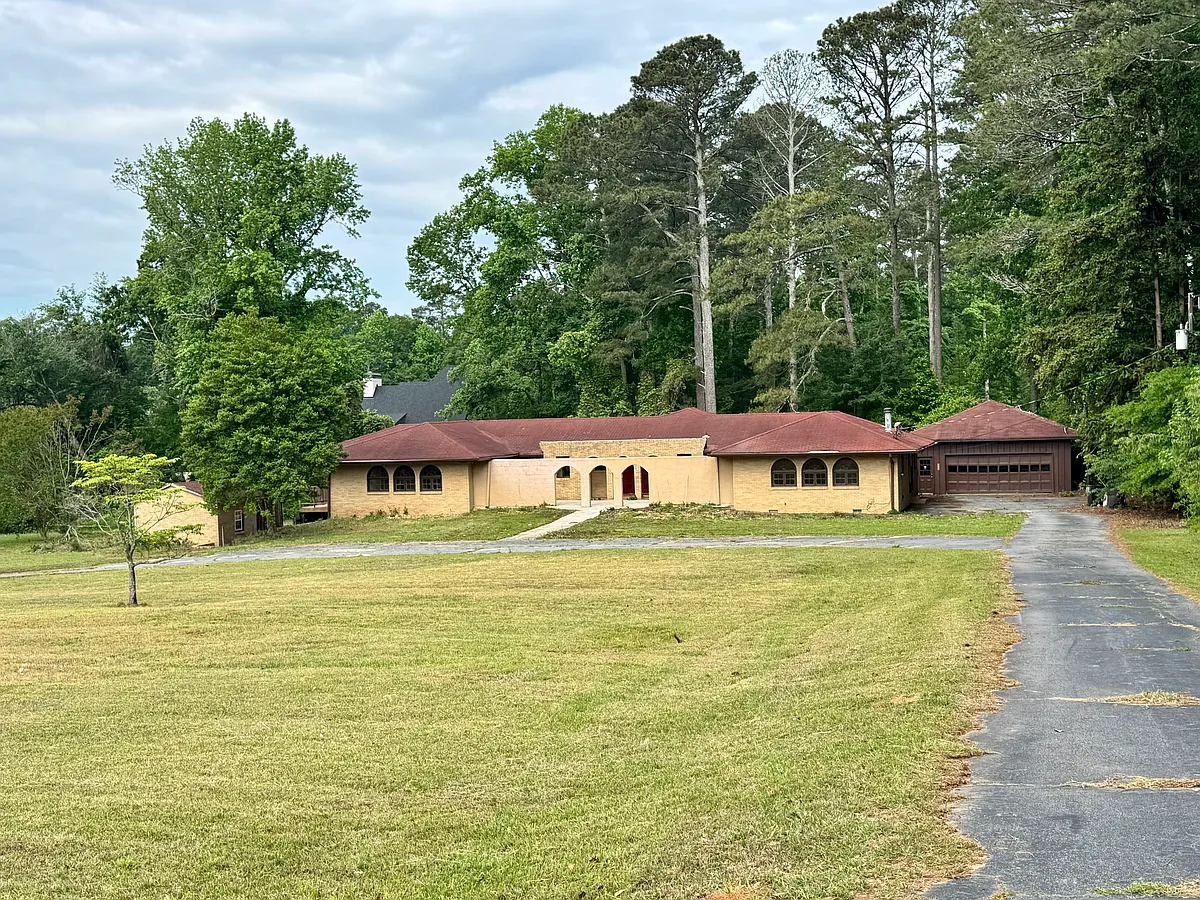Building Photo - 12610 Providence Rd