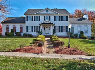 504 Park Ln, Moscow, PA 18444