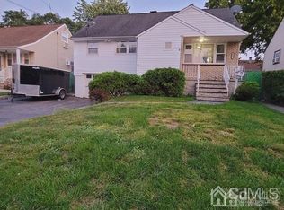 204 Atlantic St, Metuchen, NJ 08840