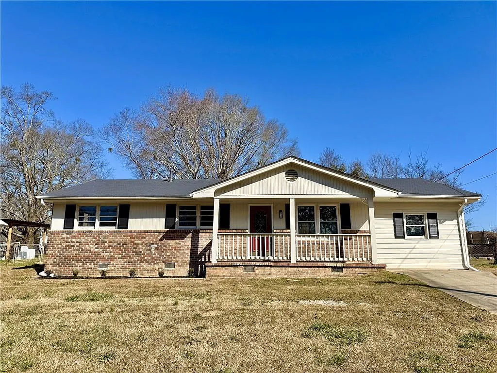 1091 Mountain View Rd NW photo 1