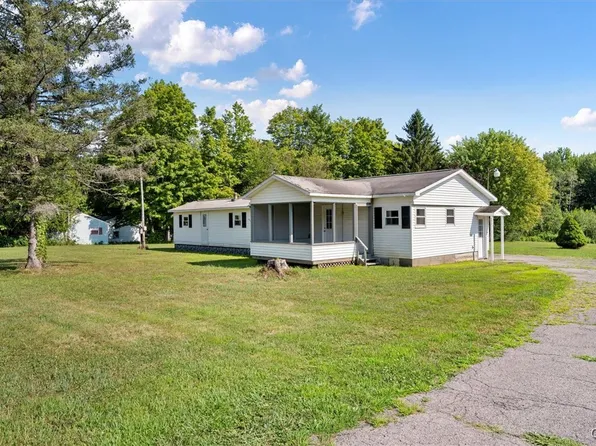 2293 State Route 104, Parish, NY 13131