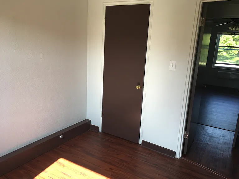 College View Apartments — Photo 14