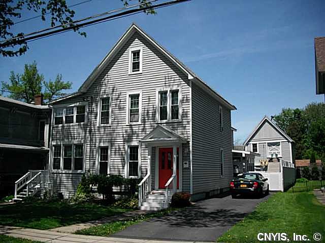 2nd image of 15 Lawton Avenue