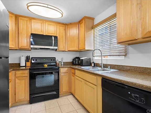 5th image of 1321 Greenfield Dr