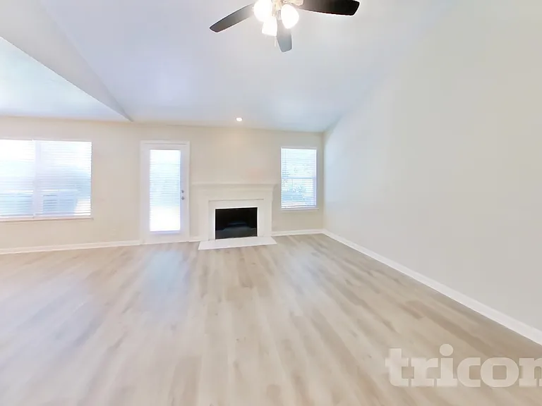 254 Bill Stewart Blvd — Photo 2
