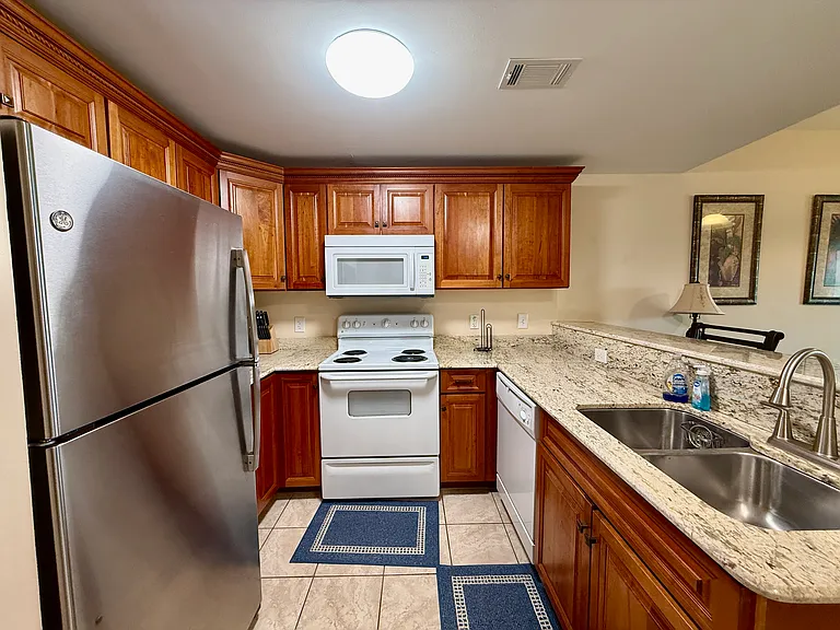 510 Fort Pickens Rd — Photo 3